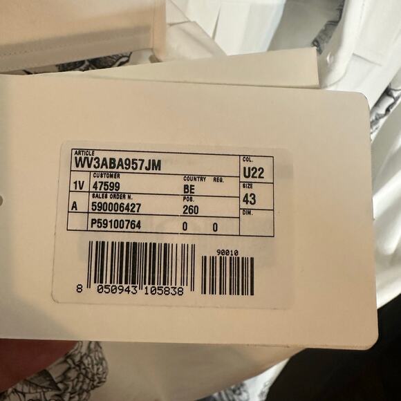 NEW Valentino Men's Blooming Print Button Down Shirt Size 43 White Black US 17 - Picture 6 of 16